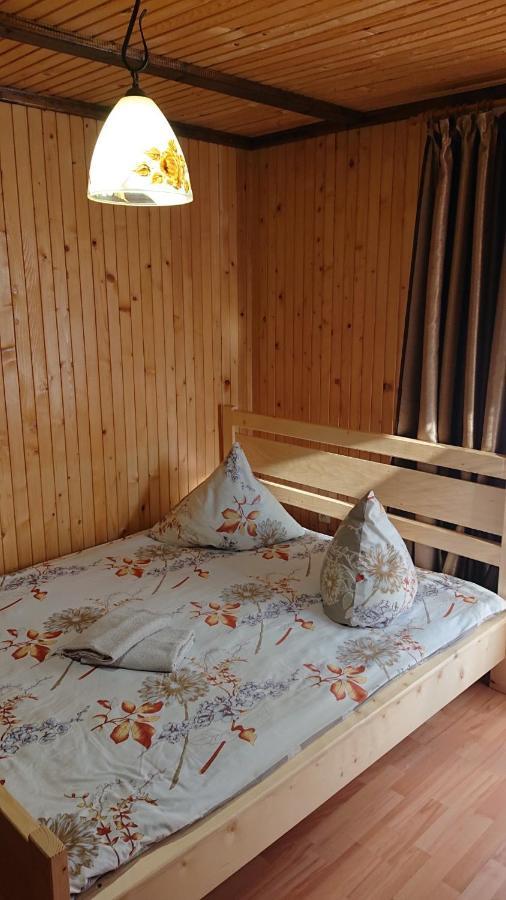 Любе Hotel Yablunytsya Ngoại thất bức ảnh